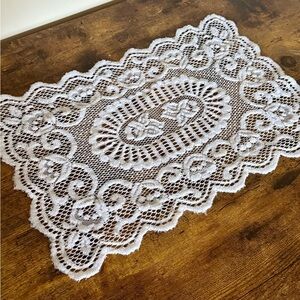 Vintage Lace Placemats - Floral Oval Design - Set of 2